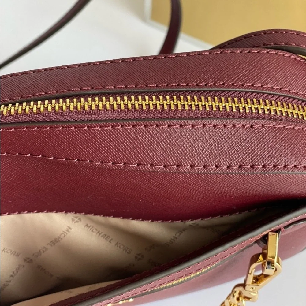Michael Kors ZIP Chain Het Set Travel Crossbody Bag Merlot